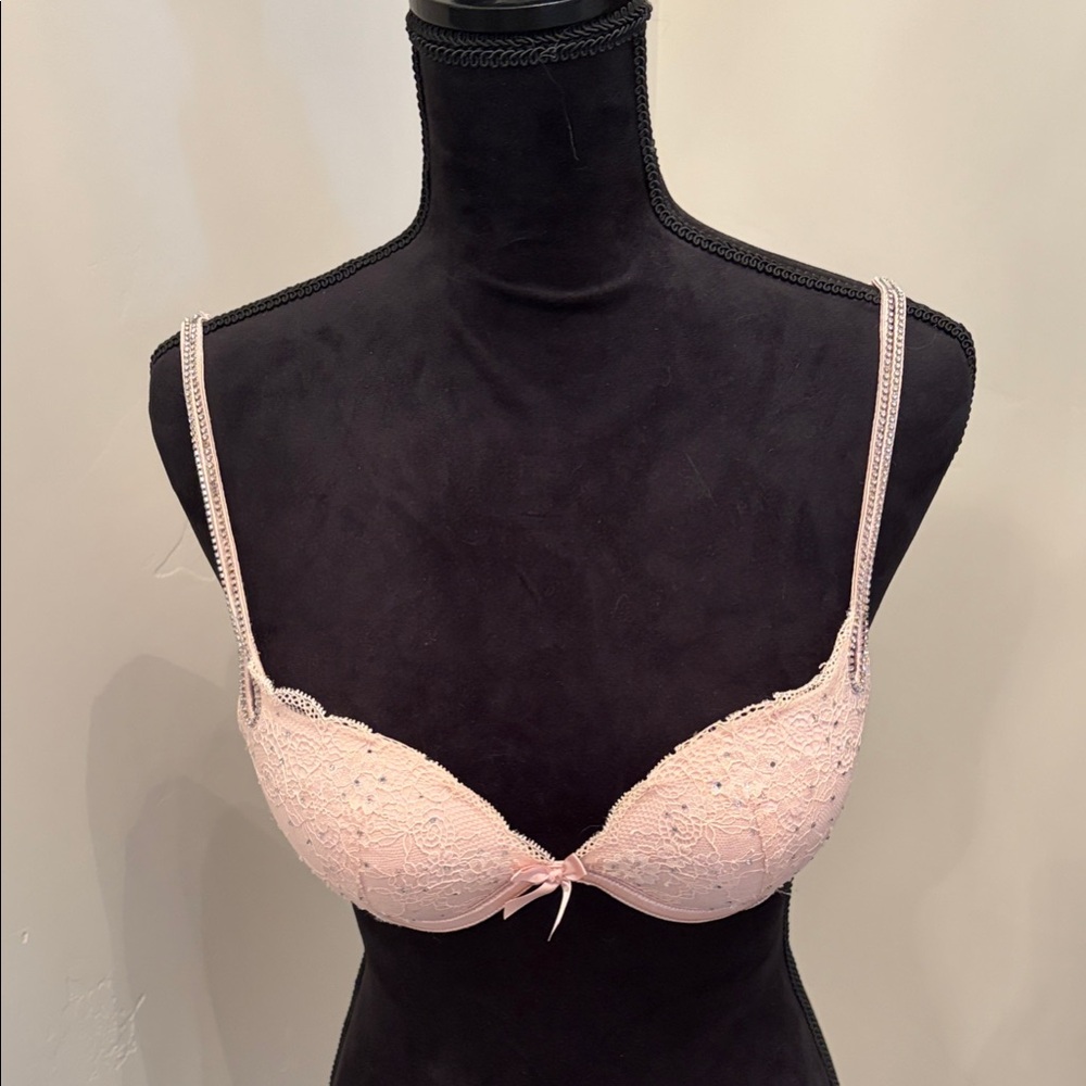 Victoria's Secret Fashion Show RARE One of a Kind Bra with Diamond Straps 💎 ♡